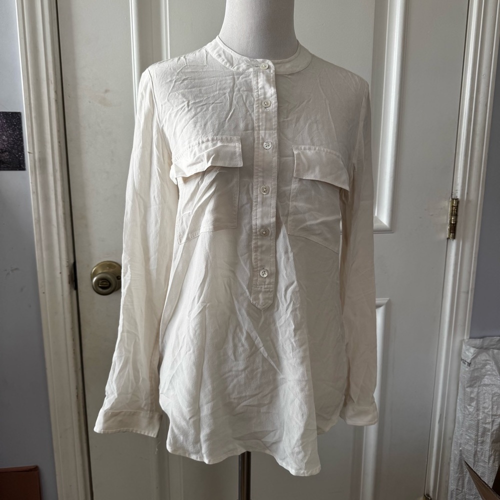 Banana Republic Cream Silk Long Sleeve Button Down Shirt